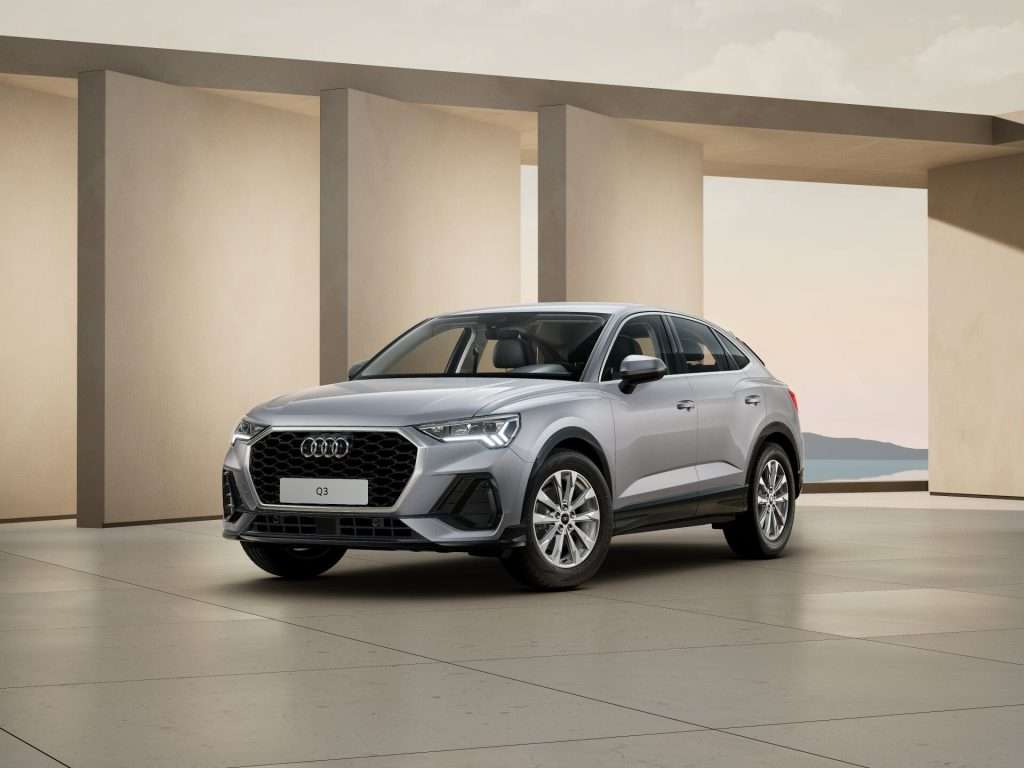 Audi Q3 sportback 2025 en un ambiente de exposición