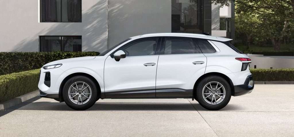 Vista lateral Audi Q3 2025