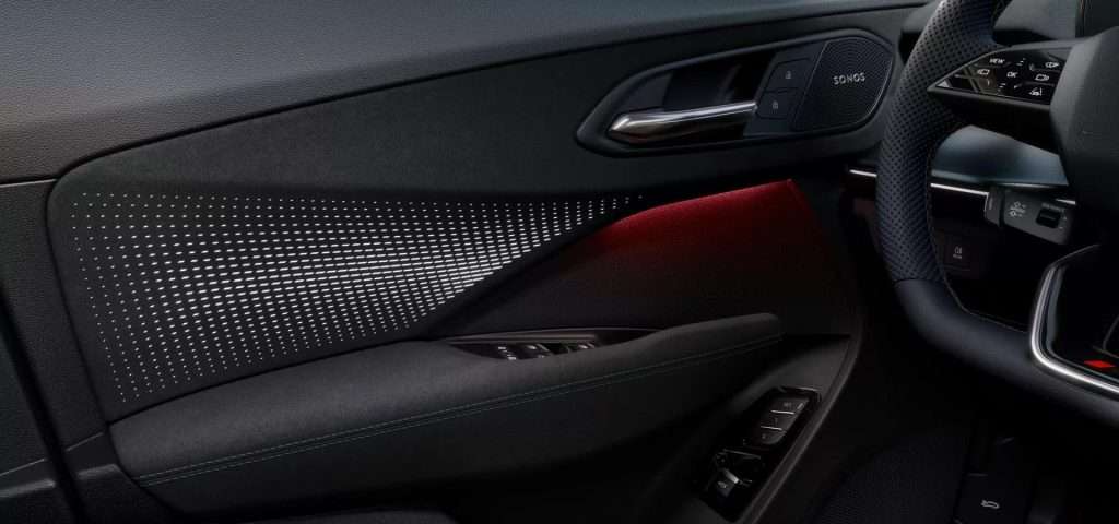 detalle puerta audi q3 2025