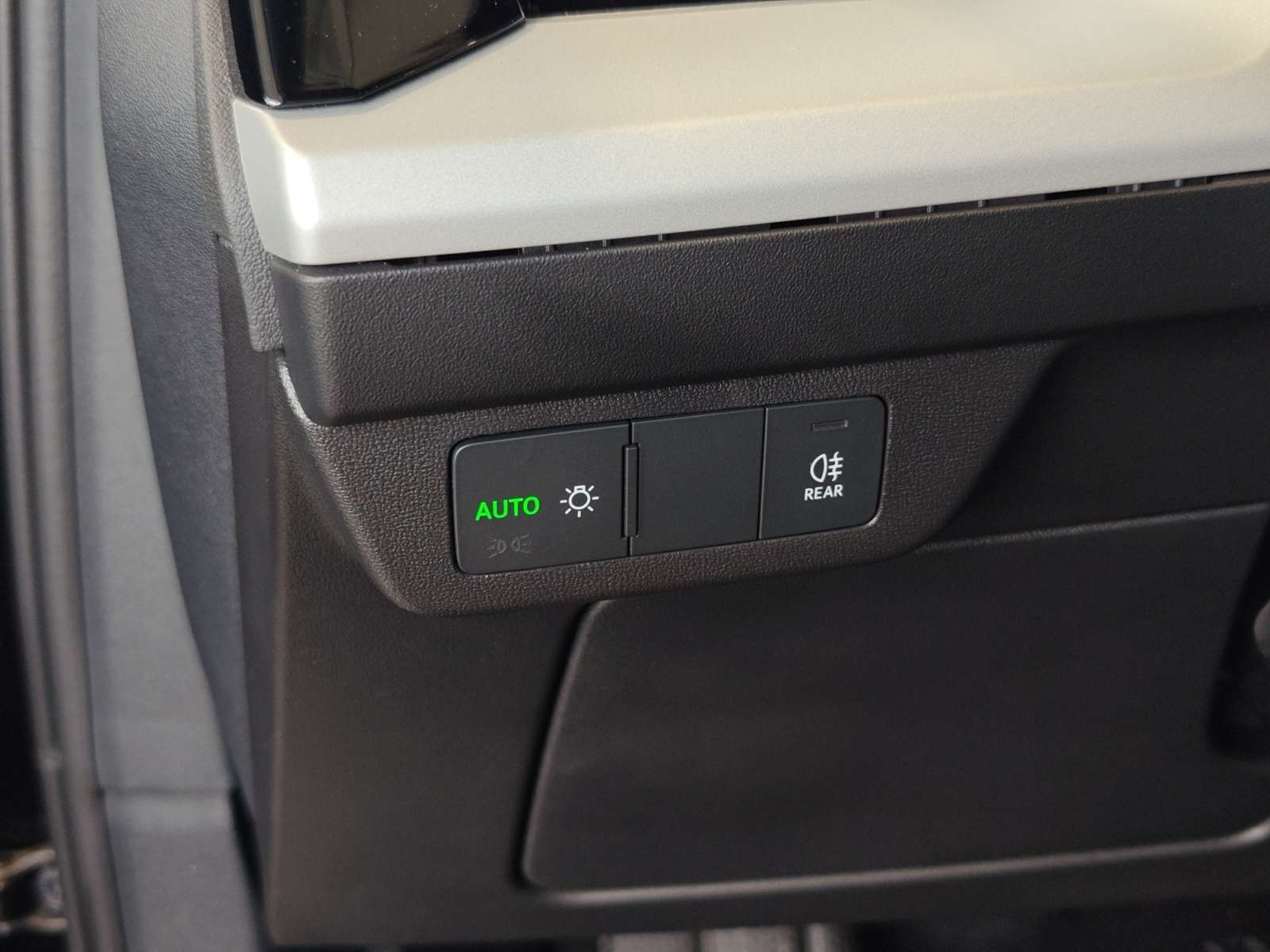 oem_vo_bonavalpremium_2419_2026060114153712.jpg