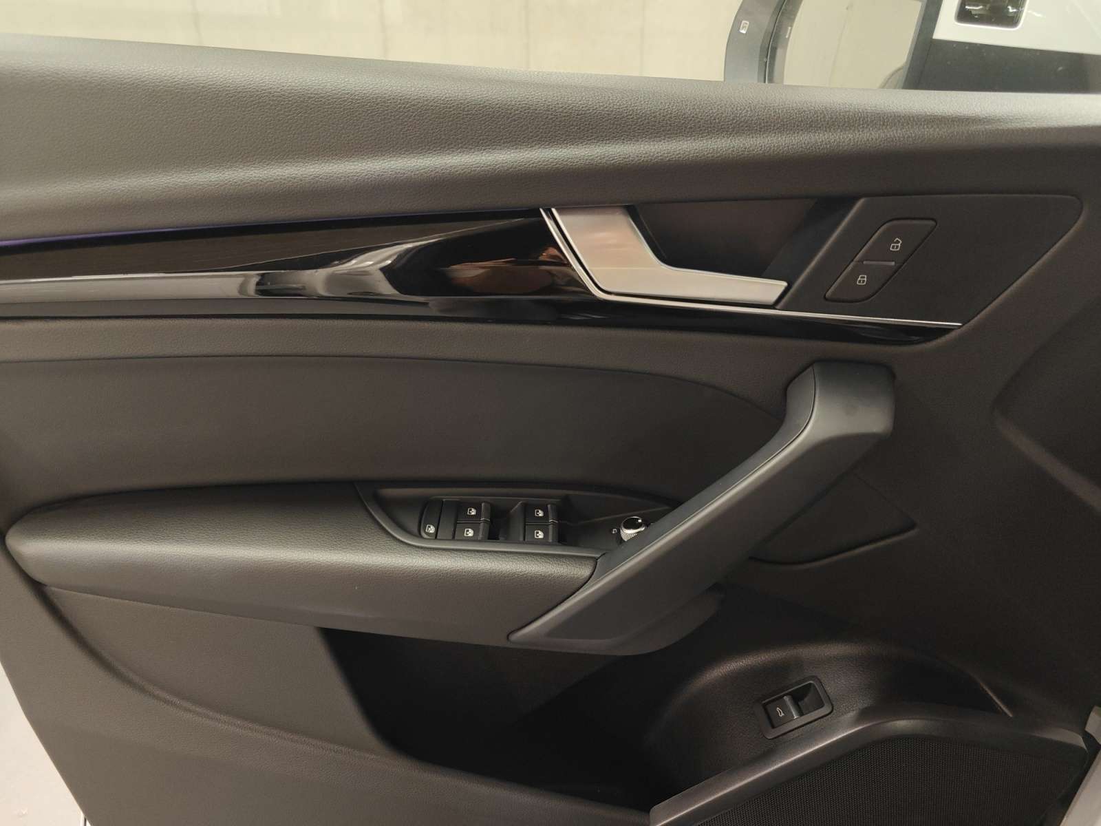 oem_vo_bonavalpremium_2485_2026071521003313.jpg